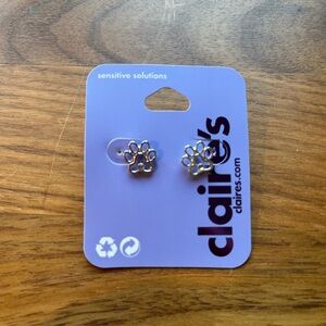 Claire's‎ Shimmering Silver Stud Earrings